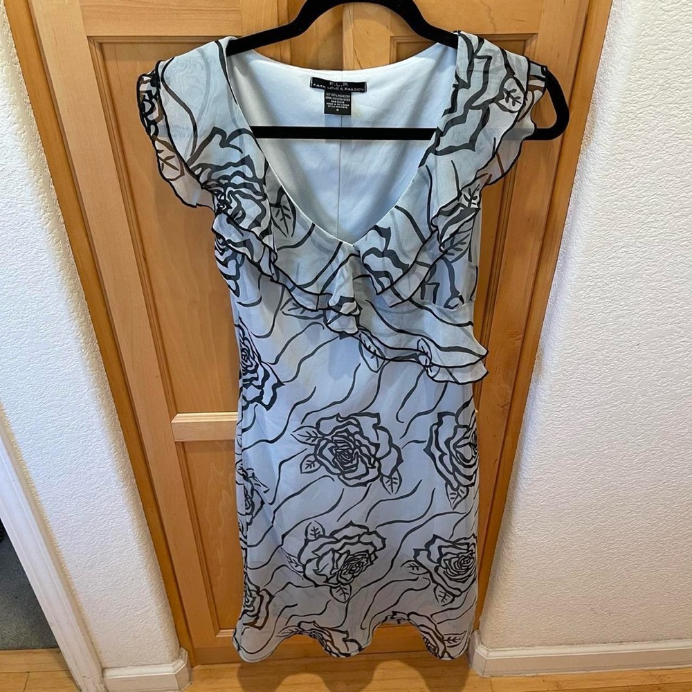 Blue and Black Floral Ruffle F.L.P. Size 4 Small Y2K Vintage Spring Summer